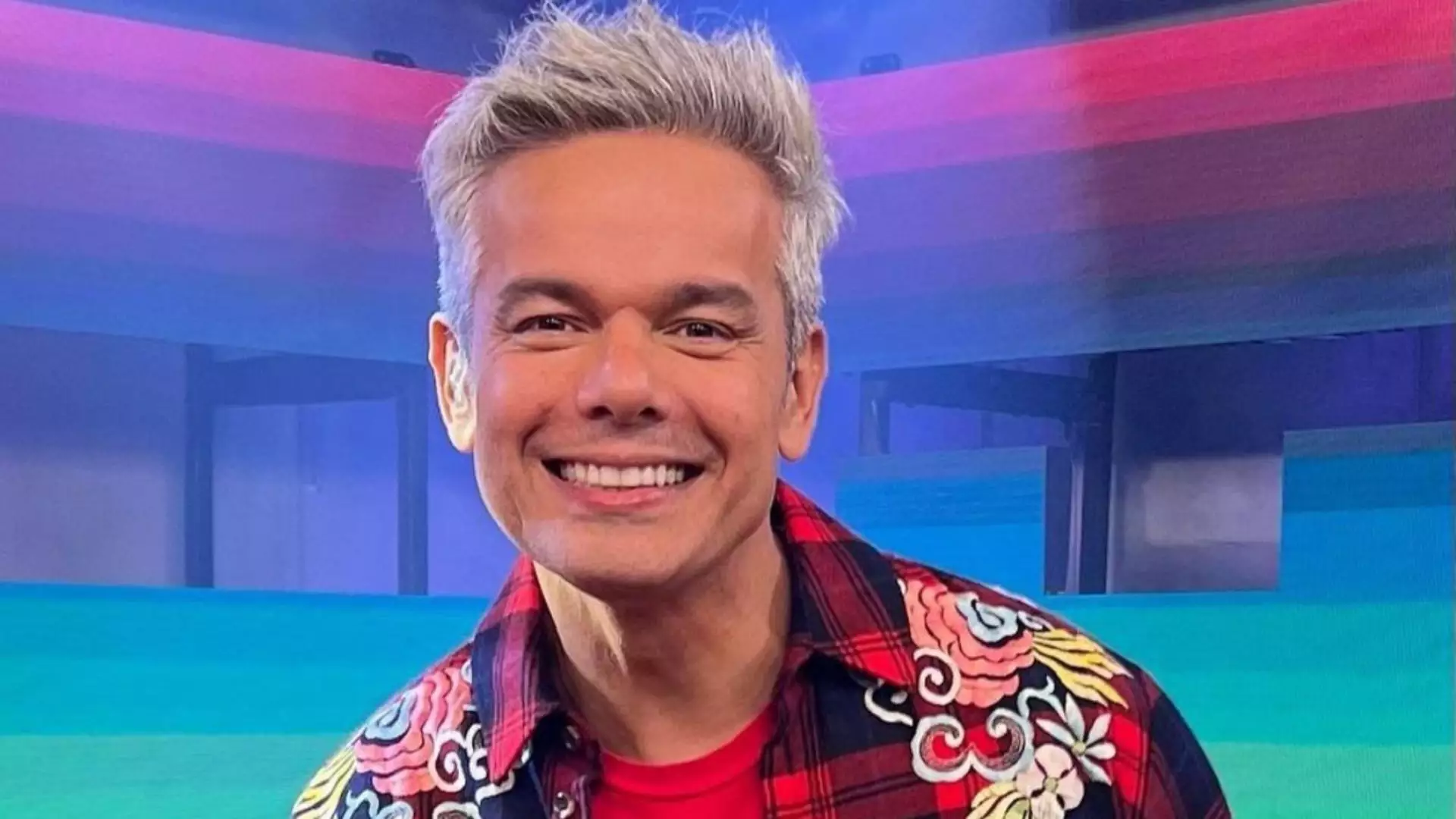 Otaviano Costa revela grave cirurgia para corrigir problema no coração.