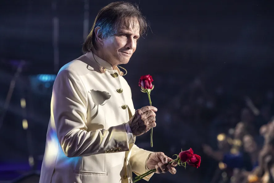 Fim do especial de Natal de Roberto Carlos na Globo? Entenda