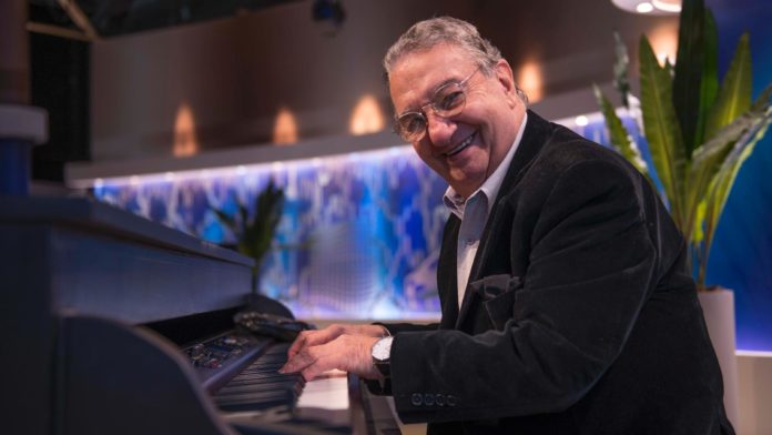 Morre aos 86 anos Caçulinha, músico do Domingão do Faustão