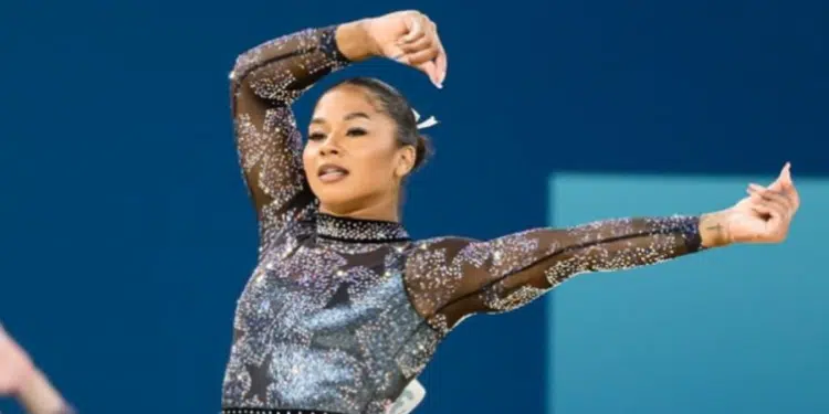 Racismo em Paris e americana perde medalha após revisão de nota