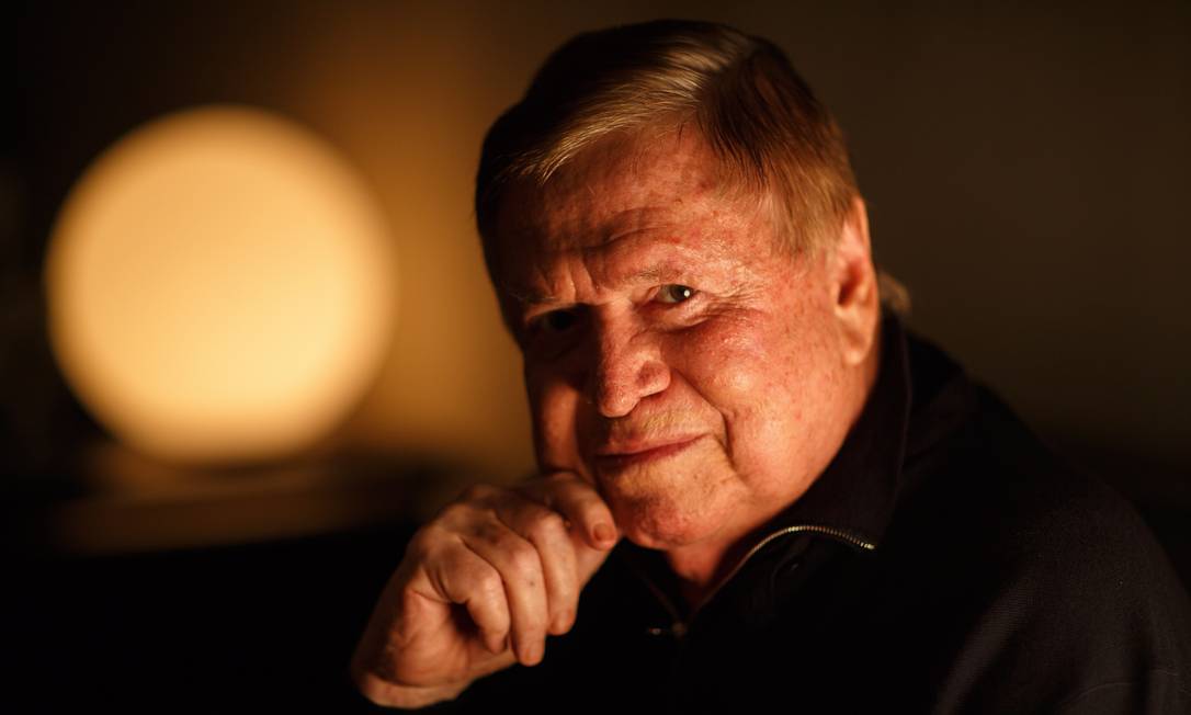 Ex ‘chefão’ da Globo admite que emissora é anti Bolsonaro