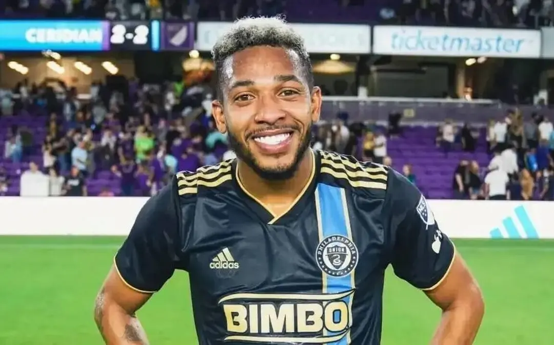 Pendências no calendário dificultam estreia de reforços no Corinthians