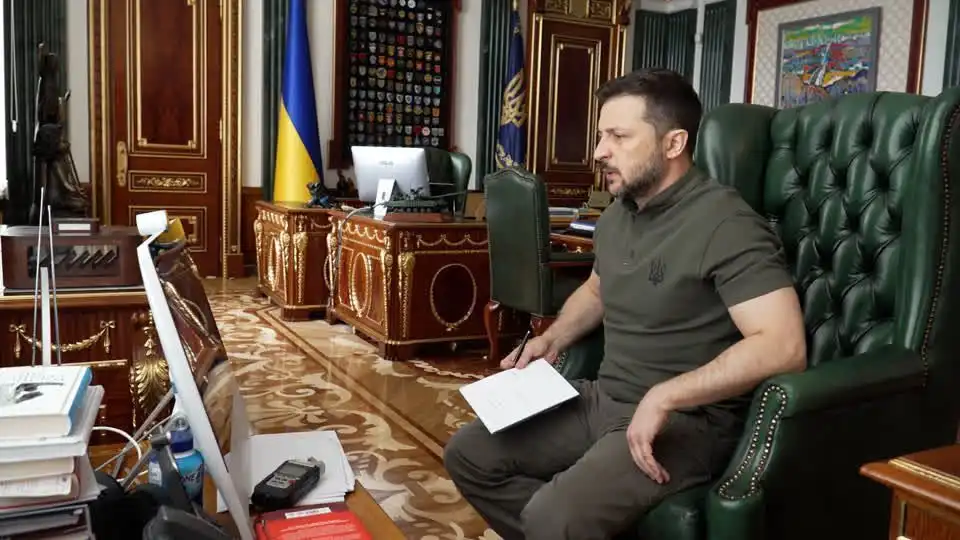 Ucrânia planeja criar zona desmilitarizada em Kursk, diz Zelensky