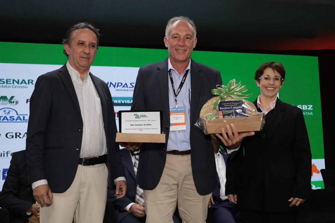 Professor Esalq-USP recebe premiação da Sociedade Brasileira de Zootecnia
