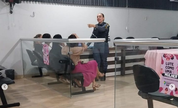 Patrulha Maria da Penha leva conscientização sobre violência contra a mulher para Pedra Preta