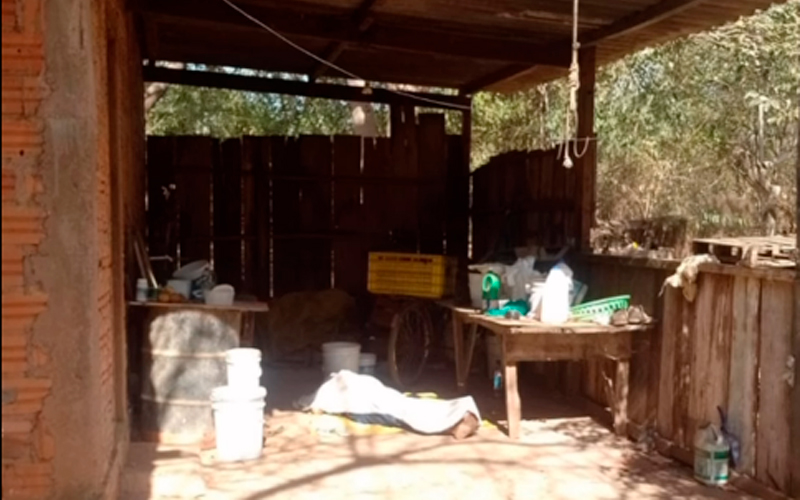 Morador é encontrado morto nos fundos de sua residência em Rondonópolis