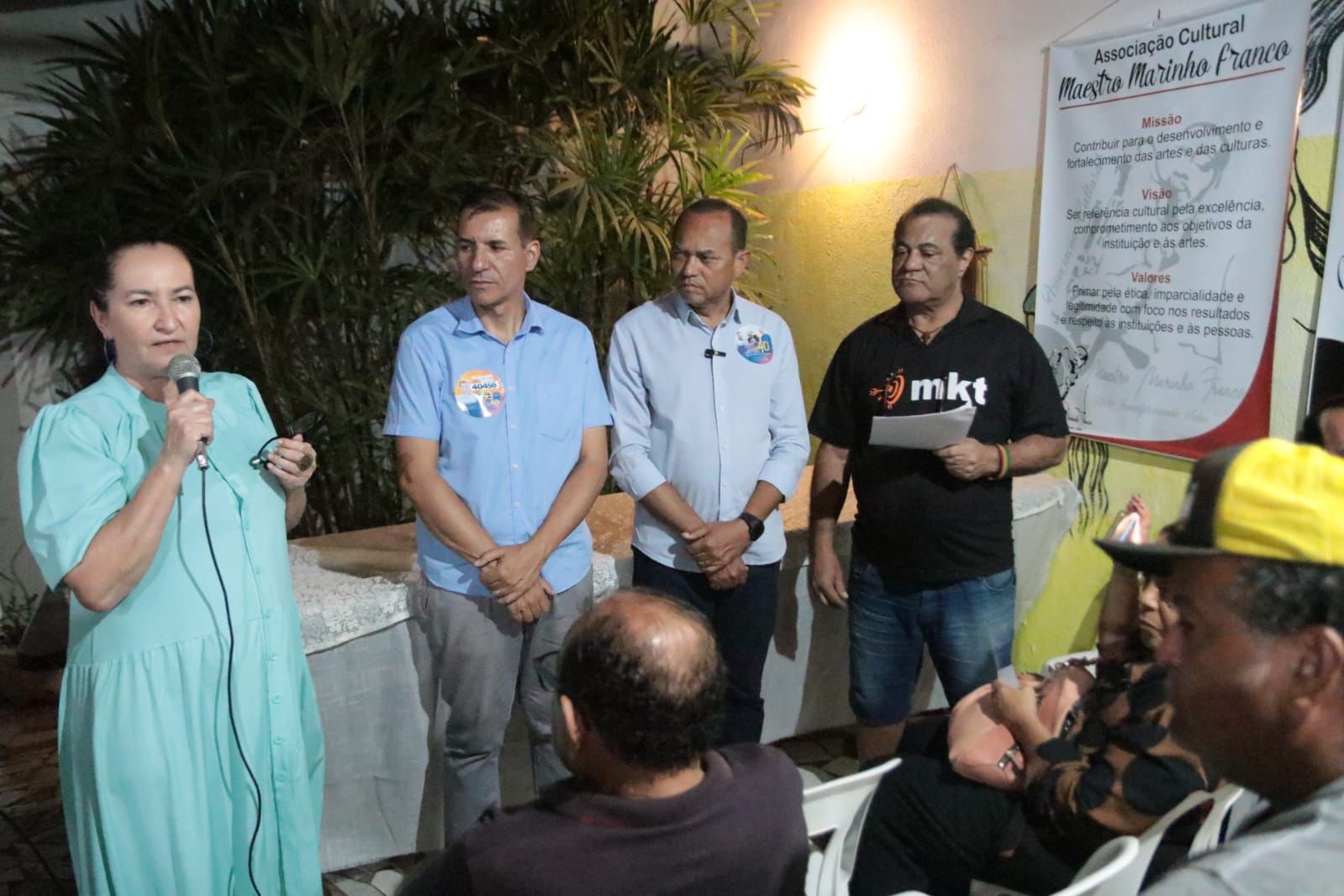 Paulo José se reúne com artistas para debater políticas públicas para cultura