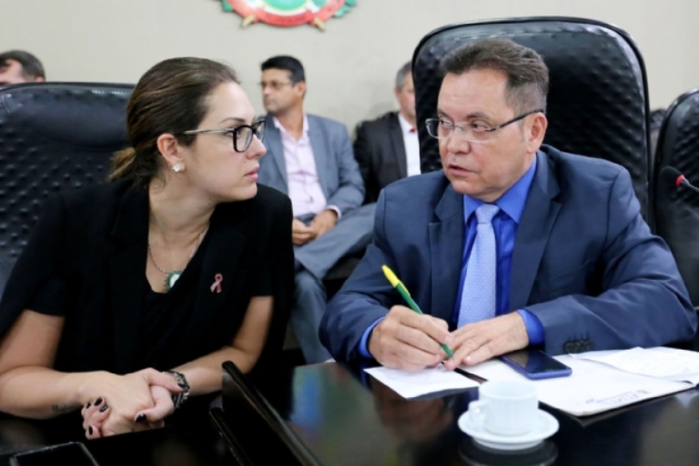 Botelho pede licença de mandato para focar em campanha