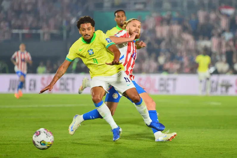 Brasil perde para o Paraguai e protagoniza mais um vexame nas Eliminatórias