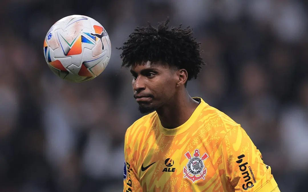 ‘O Corinthians não merece estar nessa situação’, diz Hugo Souza após nova derrota