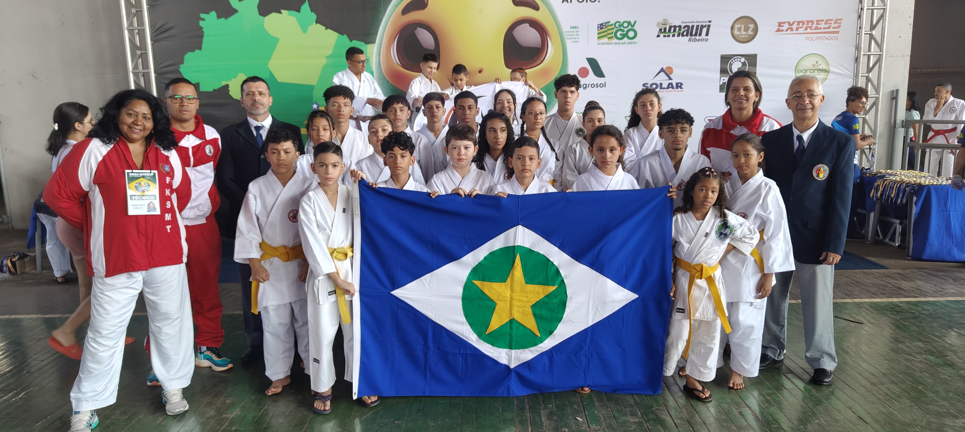 Alunos de Projeto Social do CBMMT conquistam 10 medalhas em campeonato brasileiro de Karatê