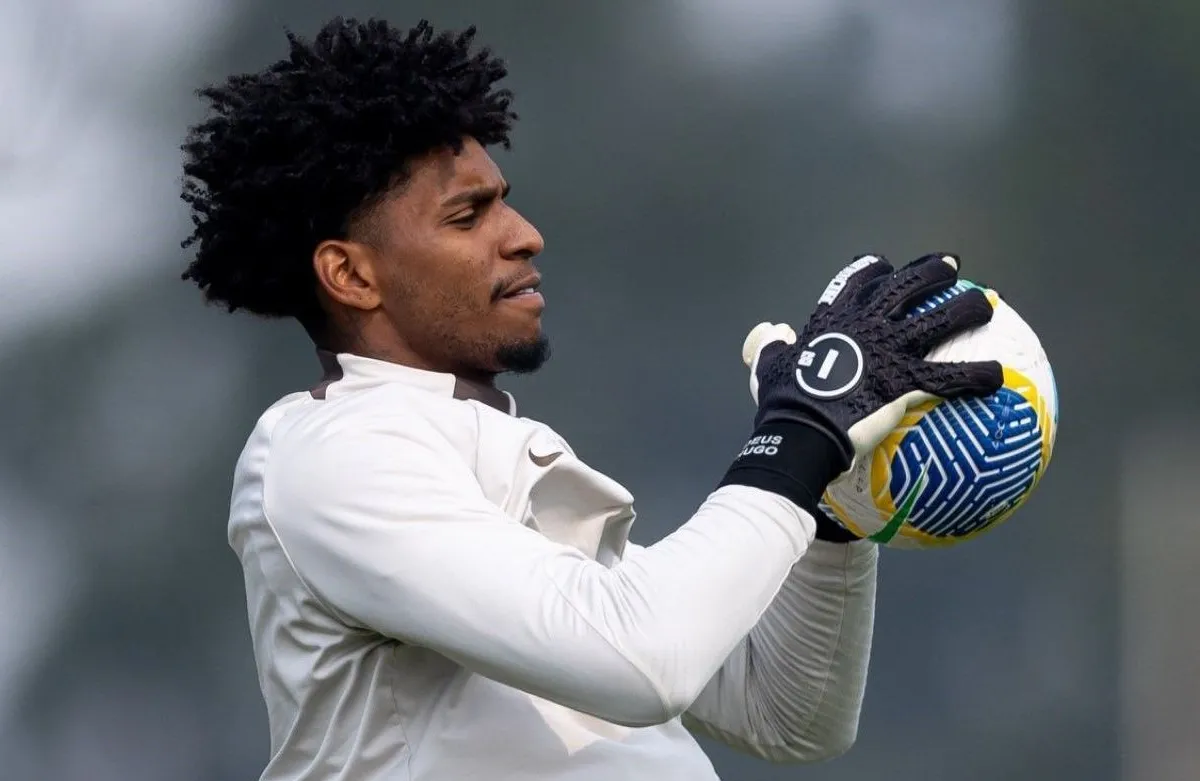 Corinthians vai precisar pagar multa para Hugo jogar contra Flamengo; entenda