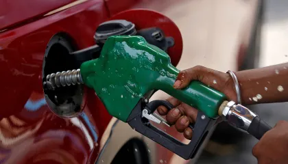Gasolina vai subir? Veja como conflito no Oriente Médio pode encarecer combustíveis no Brasil