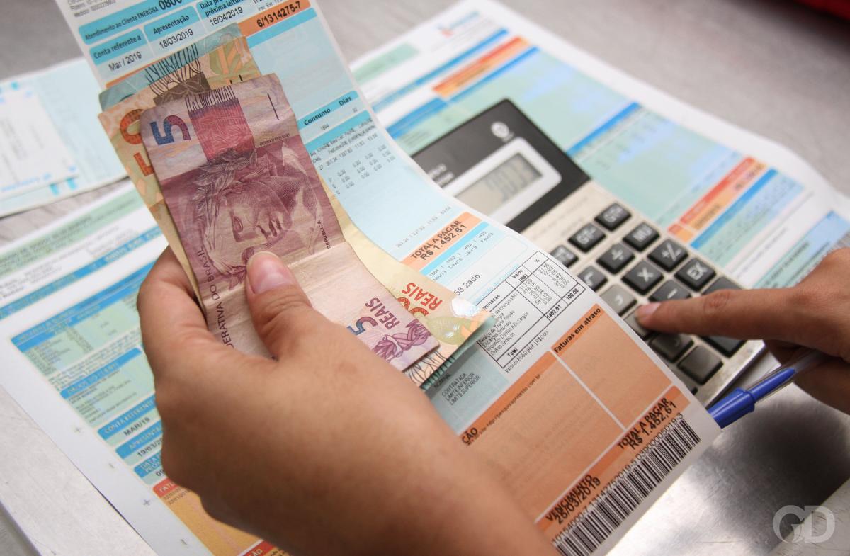 Conta de energia elétrica fica mais cara a partir de hoje