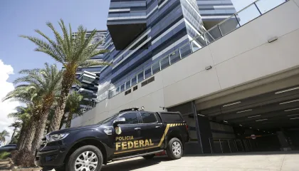 Crimes eleitorais: 84 eleitores e 10 candidatos foram presos neste domingo, segundo Ministério da Justiça