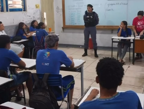 Bombinha em sala de aula assusta alunos e deixa um ferido em Rondonópolis