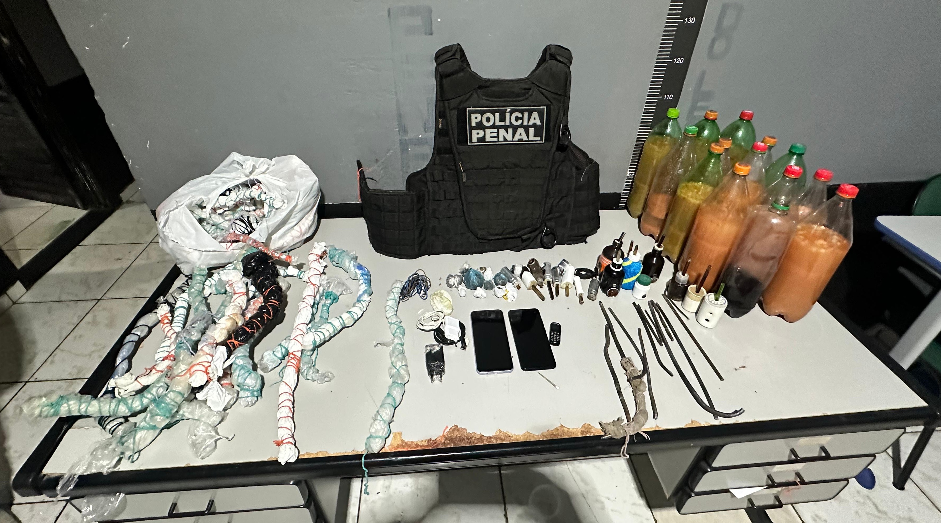 Polícia Penal apreende materiais artesanais e droga na Cadeia Pública de Primavera do Leste