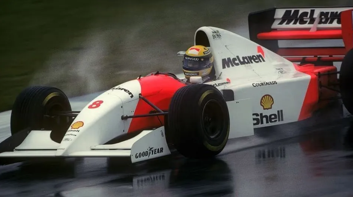 GP de São Paulo homenageará Senna com exibição da McLaren MP4/5B em Interlagos