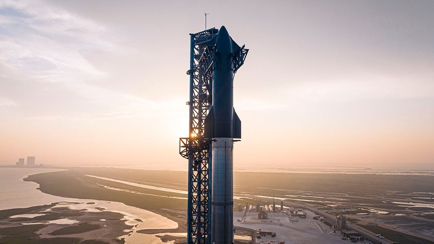 SpaceX recebe aprovação para 5º voo teste do Starship, maior foguete já feito