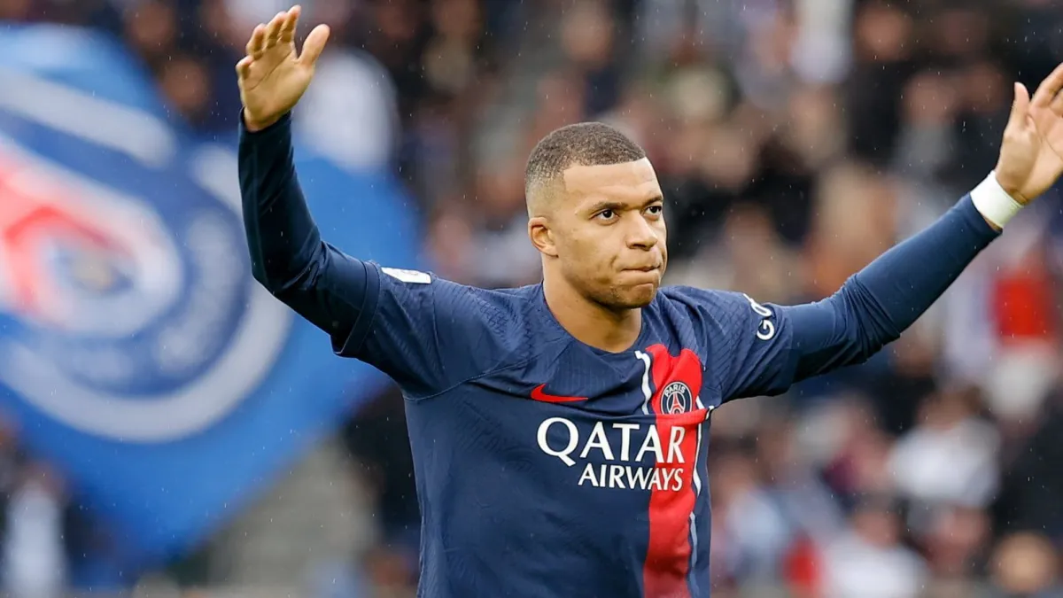 Mbappé vence disputa milionária com PSG, que promete ir à Justiça