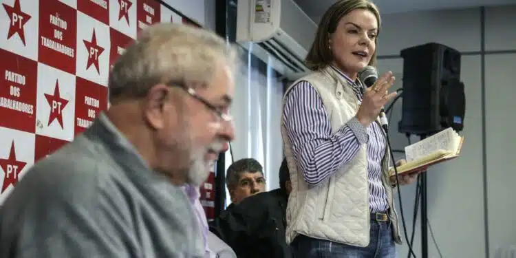 Fogo amigo: tensão interna se instala no PT após as eleições; entenda