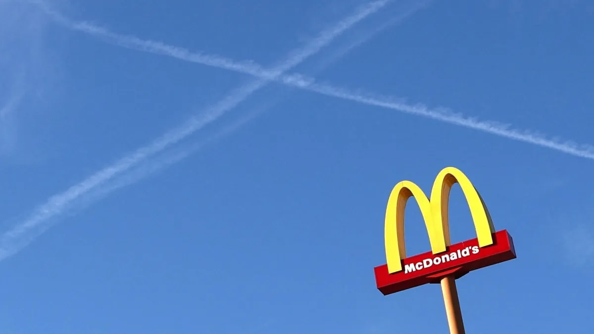 McDonald’s supera em lucro e receita, mas frustra em vendas de mesmas lojas