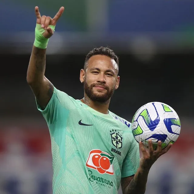 Dorival Júnior confirma planos para o retorno de Neymar à Seleção Brasileira