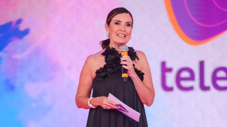 Fátima Bernardes faz primeira participação na SBT após 41 anos de carreira