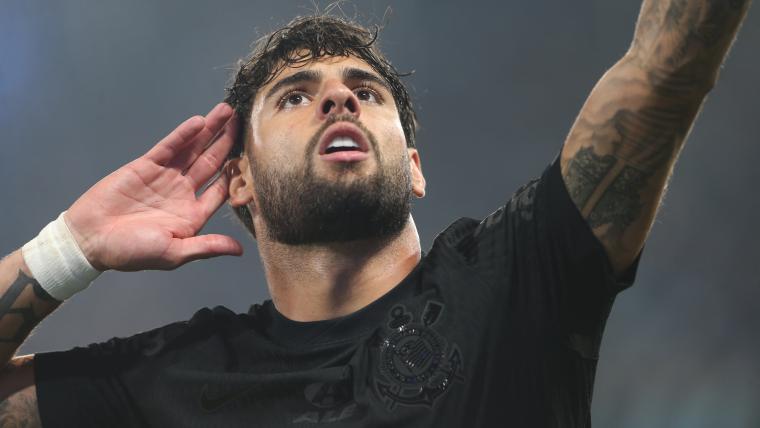 Corinthians vence o Vitória de virada e se afasta da zona de rebaixamento