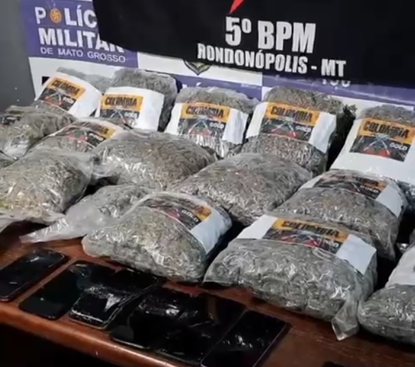 Rondonópolis | PM apreende 19 quilos de skank e prende trio em flagrante por tráfico de drogas