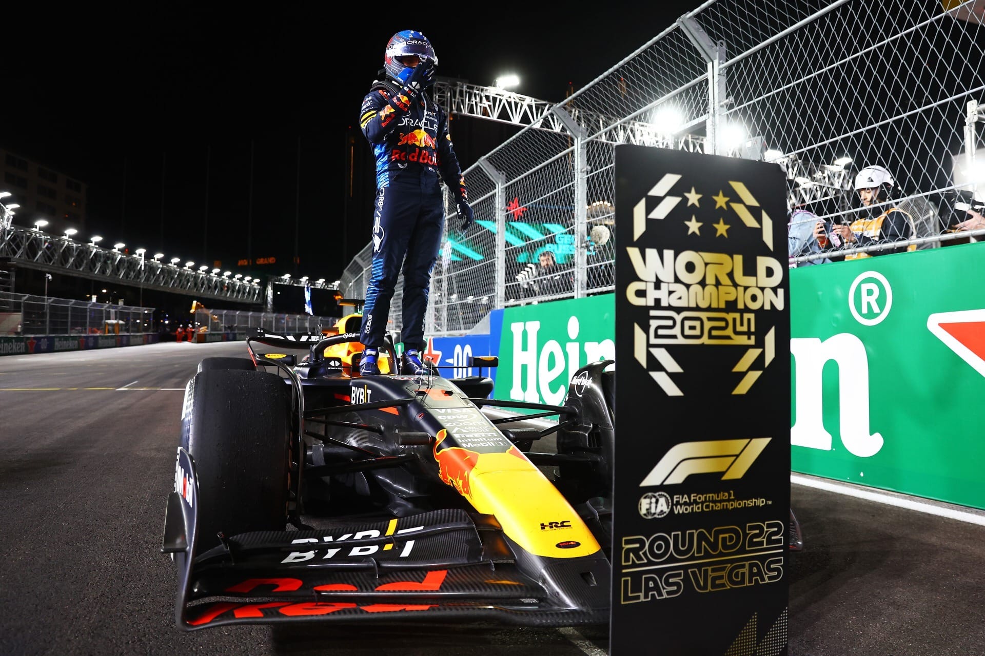 Verstappen é quinto no GP de Las Vegas e conquista o tetracampeonato de Fórmula 1