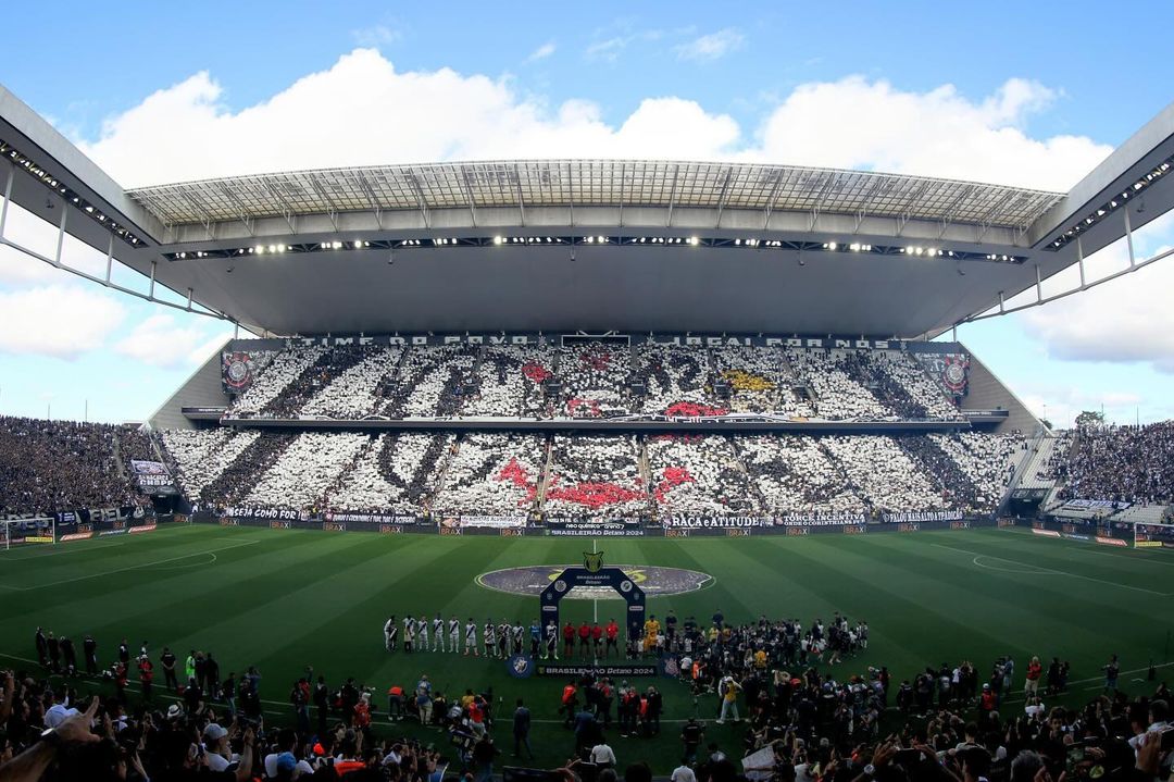 Torcida do Corinthians arrecada mais de R$ 7 milhões 