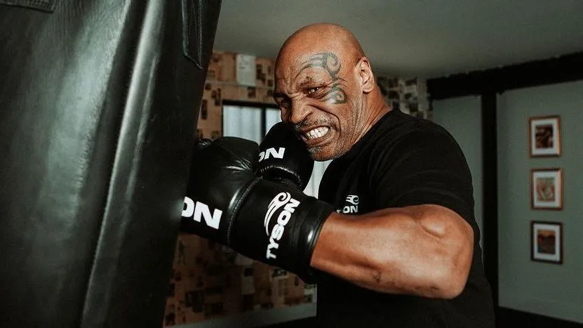 Após derrota, casa de apostas processa Mike Tyson em R$ 10 milhões