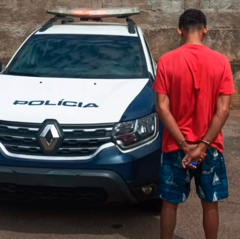 Motociclista realiza manobra arriscada e é abordado pela PM durante Operação Fim de Ano em Rondonópolis