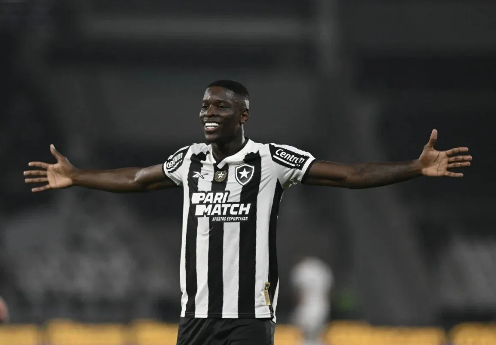Eleito Rei da América, Luiz Henrique não seguirá no Botafogo em 2025
