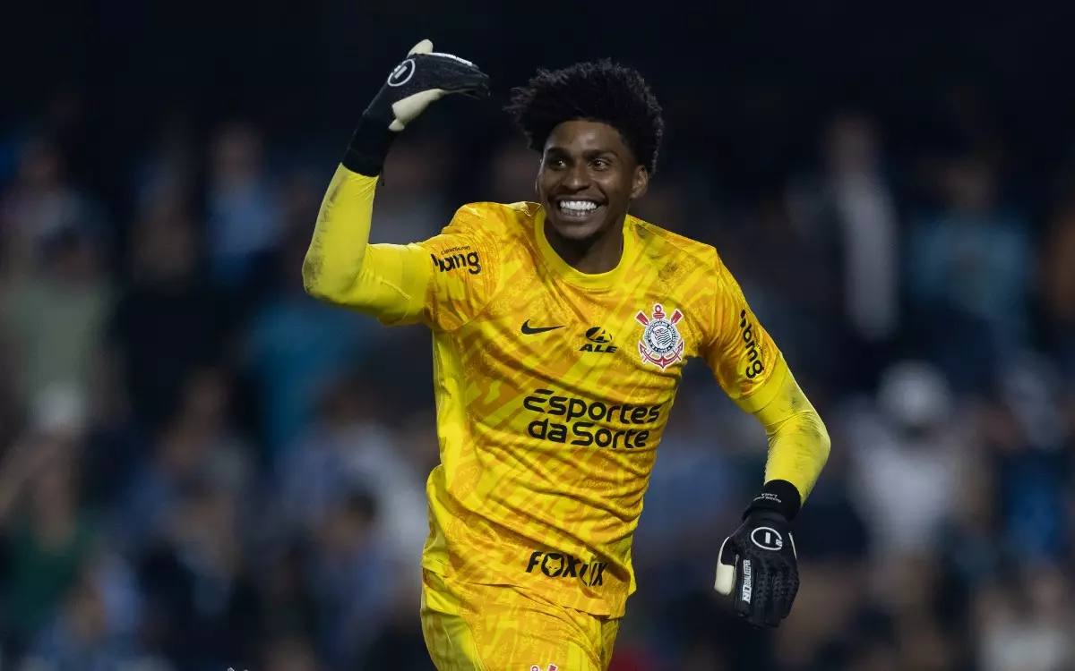 Corinthians pode perder Hugo Souza na estreia do Paulistão; entenda