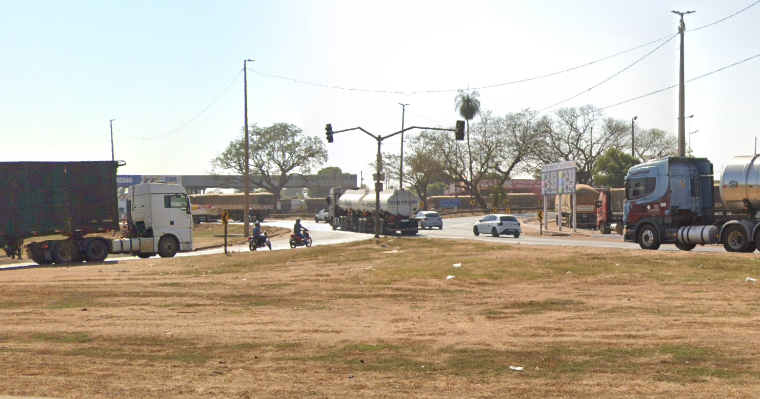 Rondonópolis | Tráfego no ‘Trevão’ é alterado para substituição de semáforo