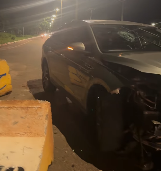 Veículo bate em blocos de concreto em obra na Avenida dos Estudantes e deixa feridos em Rondonópolis